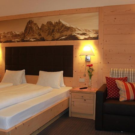 Hotel Garni Doris Castelrotto Pokój zdjęcie